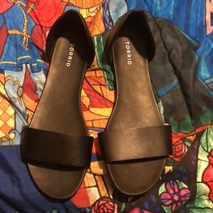Torrid Size 11W Black Sandals